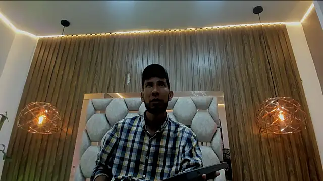 Snapshot of james__walsh chatting on 02-20-26, 07:47 james walsh online show from 02-20-26, 07:47