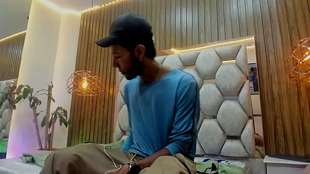 Snapshot of james__walsh chatting on 02-23-26, 07:22 james walsh online show from 02-23-26, 07:22