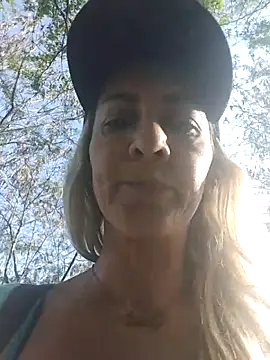 Snapshot of Monita_Med chatting on 03-25-26, 01:06 Monita Med online show from 03-25-26, 01:06