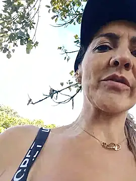 Snapshot of Monita_Med chatting on 04-02-26, 01:53 Monita Med online show from 04-02-26, 01:53