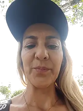 Snapshot of Monita_Med chatting on 04-06-26, 01:12 Monita Med online show from 04-06-26, 01:12