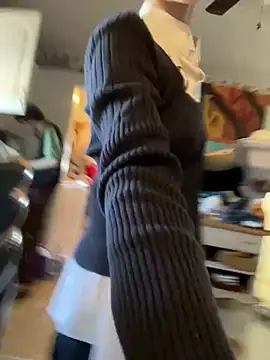 Snapshot of SugarNCinnamon chatting on 02-15-26, 08:16 SugarNCinnamon online show from 02-15-26, 08:16