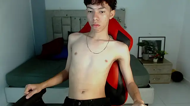 Nico  fox123 online show from 01-08-26, 05:37