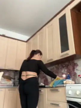 Snapshot of AlexaYvonne chatting on 02-04-26, 05:35 AlexaYvonne online show from 02-04-26, 05:35