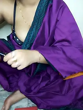 Snapshot of Kushi_Sharmaa chatting on 03-08-26, 05:22 Kushi Sharmaa online show from 03-08-26, 05:22