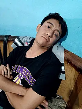 Hxzelmxnix online show from 01-06-26, 07:45