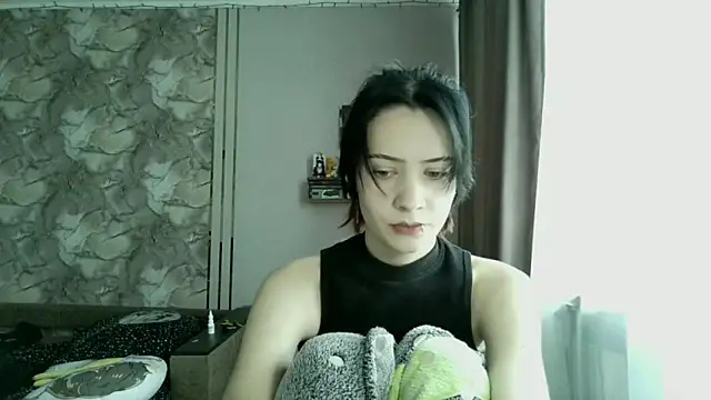 LxayBloom online show from 02-04-26, 06:52