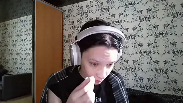 LxayBloom online show from 03-11-26, 06:30