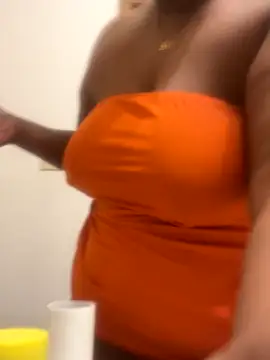 Snapshot of theesweetheart chatting on 01-07-26, 11:23 theesweetheart online show from 01-07-26, 11:23