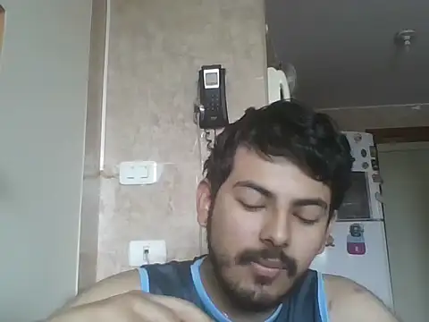 Snapshot of Mateotubbe chatting on 05-30-26, 03:09 Mateotubbe online show from 05-30-26, 03:09