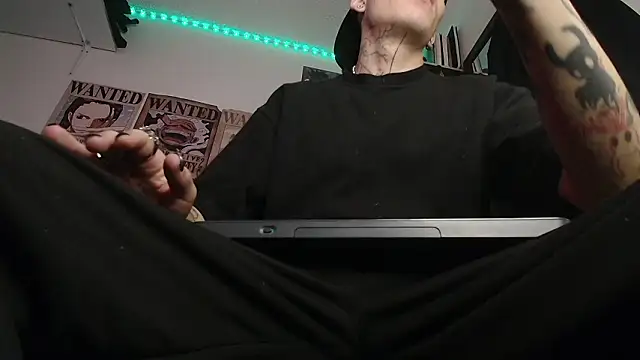 Anhony Muscle online show from 02-10-26, 05:17