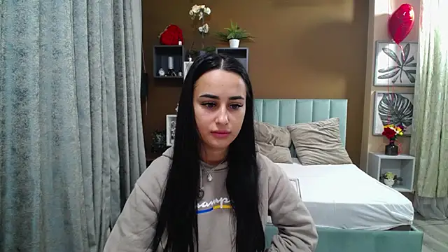 DarcyeJane online show from 02-12-26, 05:19