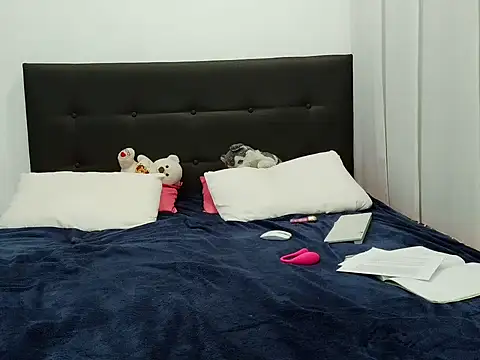 Snapshot of july_fucha chatting on 04-07-26, 12:00 july fucha online show from 04-07-26, 12:00