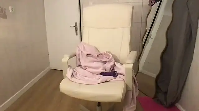 Babypinypon online show from 01-18-26, 11:52