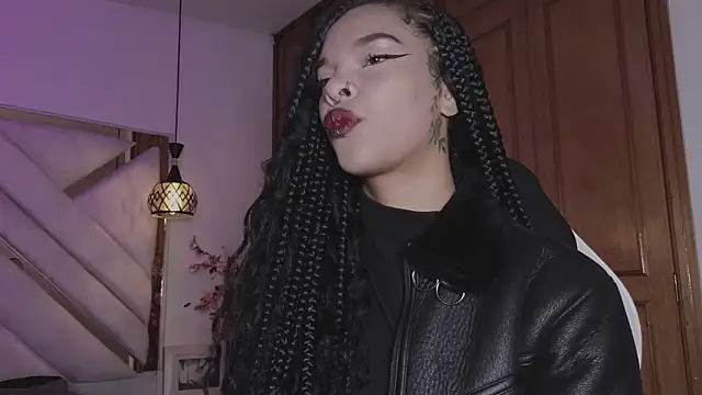 mia gatesvg online show from 03-01-26, 03:19