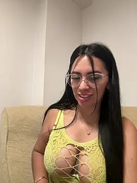 Snapshot of nataliia_queen_ chatting on 05-31-26, 07:15 nataliia queen online show from 05-31-26, 07:15
