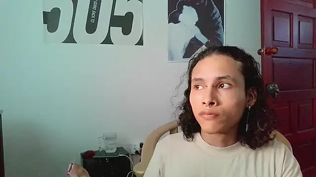 Snapshot of DeusGoth chatting on 05-07-26, 10:26 DeusGoth online show from 05-07-26, 10:26