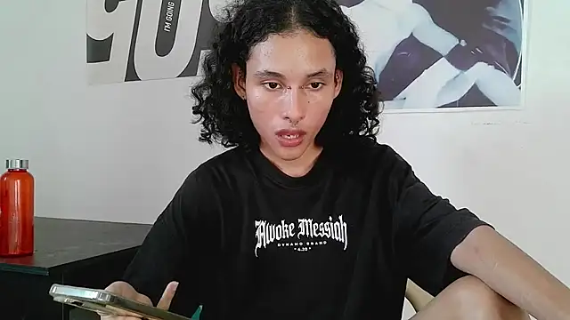 Snapshot of DeusGoth chatting on 07-11-26, 10:44 DeusGoth online show from 07-11-26, 10:44