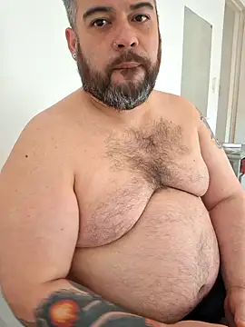 Snapshot of Gummyto chatting on 01-05-26, 08:56 Gummyto online show from 01-05-26, 08:56