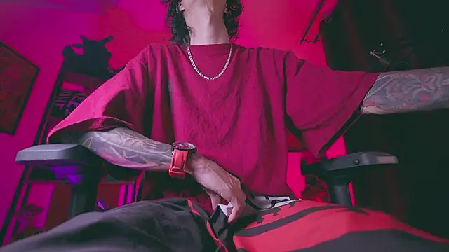 Olliver   y online show from 02-17-26, 01:35