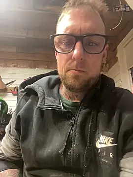 WIDBIGWHITECOCK online show from 02-05-26, 05:12