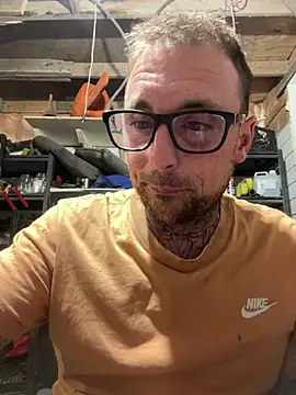 WIDBIGWHITECOCK online show from 05-11-26, 02:39
