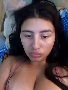 Snapshot of Tiffany06 chatting on 03-04-26, 04:18 Tiffany06 online show from 03-04-26, 04:18