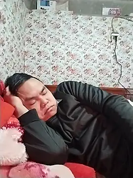 zuzu0099 online show from 02-02-26, 07:40