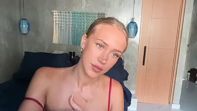 Snapshot of livsslife chatting on 02-03-26, 06:22 livsslife online show from 02-03-26, 06:22