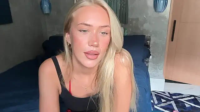 Snapshot of livsslife chatting on 02-25-26, 03:16 livsslife online show from 02-25-26, 03:16