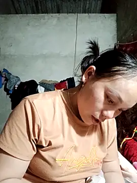 Snapshot of vanvan005 chatting on 02-07-26, 01:15 vanvan005 online show from 02-07-26, 01:15