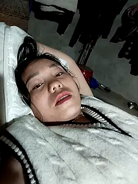 Snapshot of vanvan005 chatting on 02-18-26, 11:11 vanvan005 online show from 02-18-26, 11:11