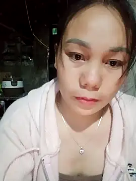 Snapshot of vanvan005 chatting on 02-20-26, 11:00 vanvan005 online show from 02-20-26, 11:00