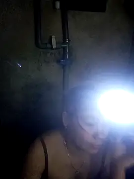 Snapshot of vanvan005 chatting on 02-24-26, 11:52 vanvan005 online show from 02-24-26, 11:52