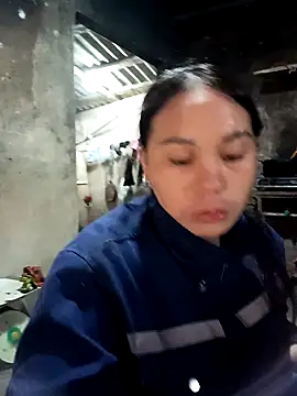 Snapshot of vanvan005 chatting on 03-11-26, 04:40 vanvan005 online show from 03-11-26, 04:40