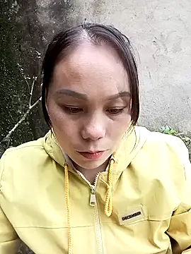 Snapshot of vanvan005 chatting on 03-16-26, 09:35 vanvan005 online show from 03-16-26, 09:35