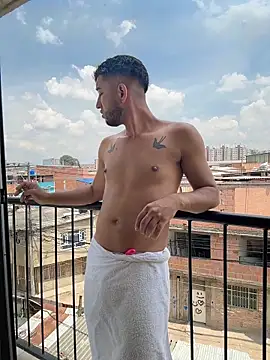 liam bronw online show from 02-10-26, 04:55