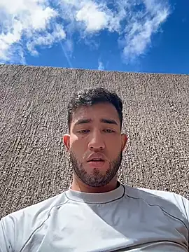 Snapshot of liam_bronw chatting on 06-30-26, 03:57 liam bronw online show from 06-30-26, 03:57