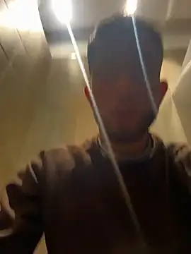 Snapshot of liam_bronw chatting on 07-04-26, 04:13 liam bronw online show from 07-04-26, 04:13