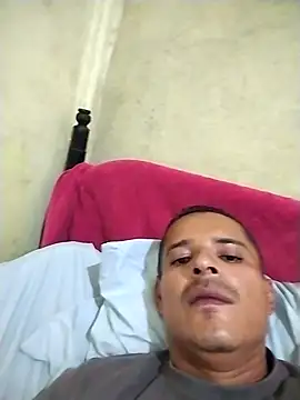 Snapshot of Gracho_25 chatting on 02-08-26, 11:08 Gracho 25 online show from 02-08-26, 11:08