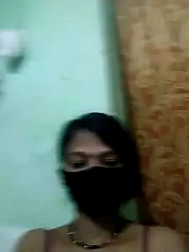 Snapshot of Miss__soniya106 chatting on 02-11-26, 05:18 Miss soniya106 online show from 02-11-26, 05:18