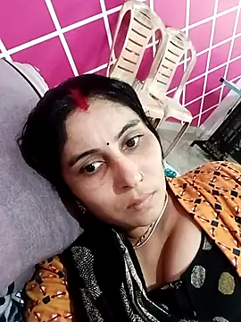 Hot ree85 online show from 02-23-26, 08:33