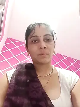 Hot ree85 online show from 03-02-26, 06:25