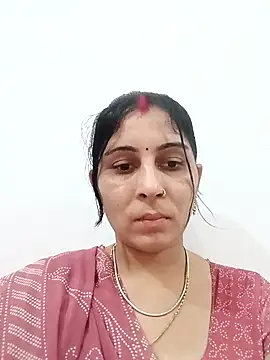 Hot ree85 online show from 04-21-26, 11:16