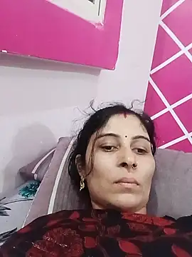 Snapshot of Hot_ree85 chatting on 05-30-26, 03:14 Hot ree85 online show from 05-30-26, 03:14