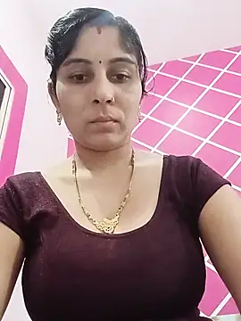 Snapshot of Hot_ree85 chatting on 06-25-26, 07:02 Hot ree85 online show from 06-25-26, 07:02