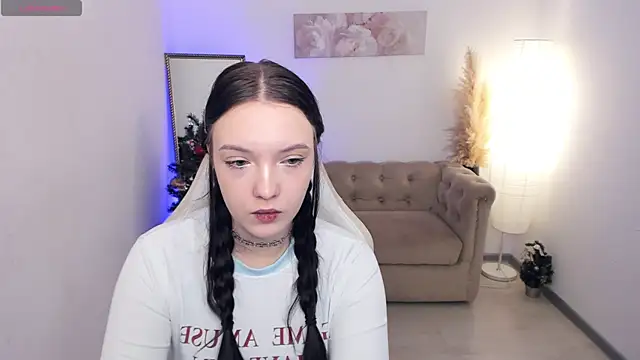 Snapshot of Emily_tender chatting on 01-08-26, 06:26 Emily tender online show from 01-08-26, 06:26