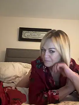 Snapshot of Milfshake227 chatting on 02-01-26, 01:26 Milfshake227 online show from 02-01-26, 01:26