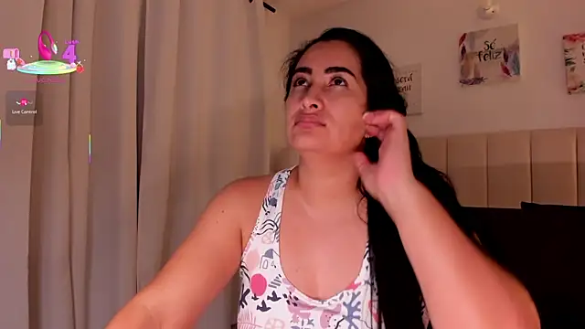 KiimDesire online show from 04-01-26, 03:18