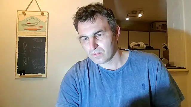 Snapshot of Hakfin666 chatting on 04-28-26, 04:06 Hakfin666 online show from 04-28-26, 04:06
